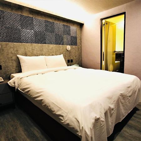 Golden Home Hotel Taipei Extérieur photo