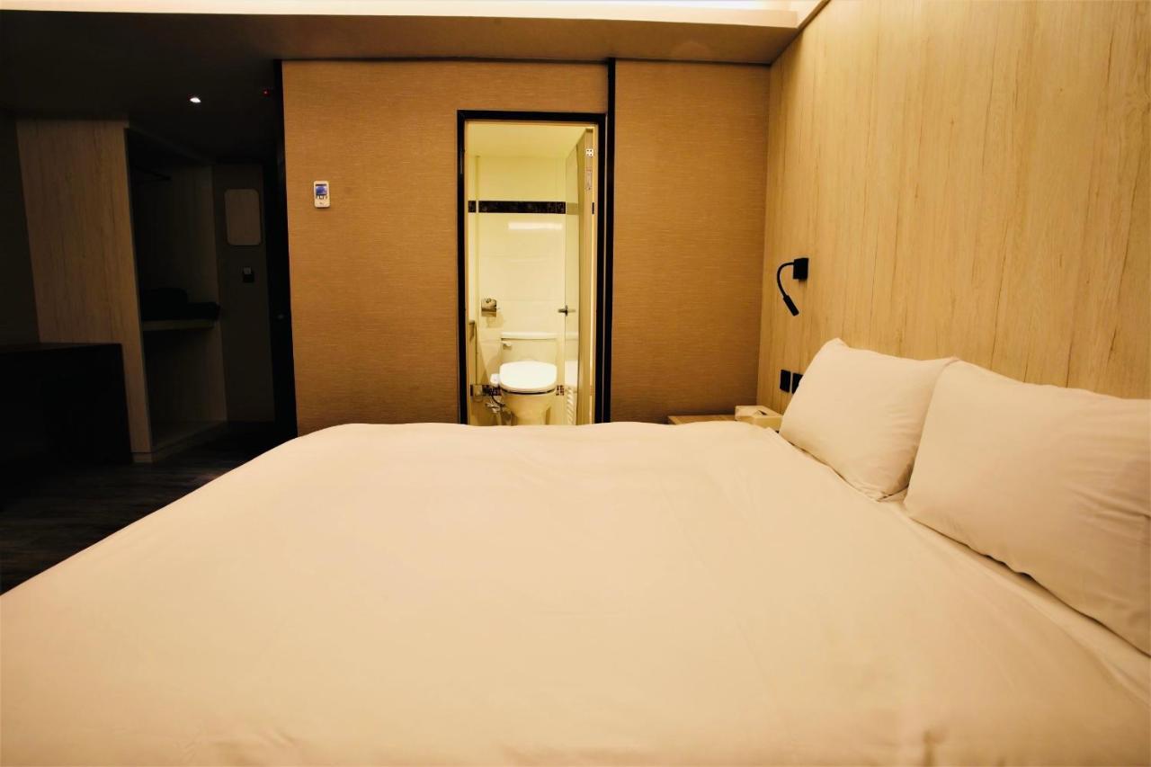 Golden Home Hotel Taipei Extérieur photo