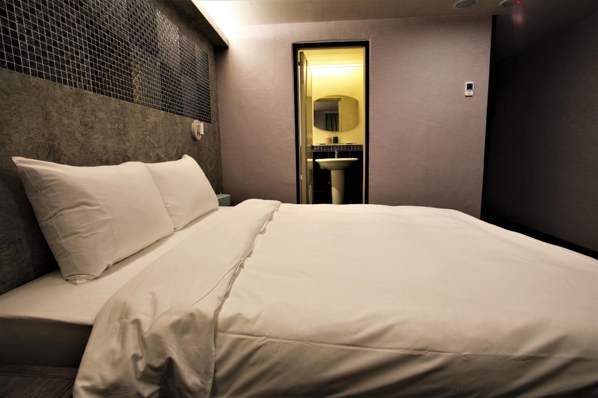 Golden Home Hotel Taipei Extérieur photo